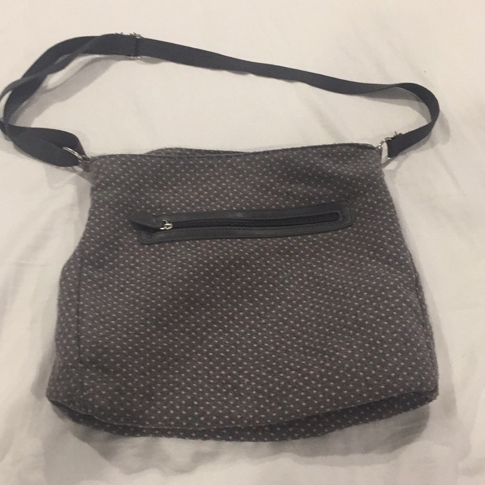Women's large cross body bag